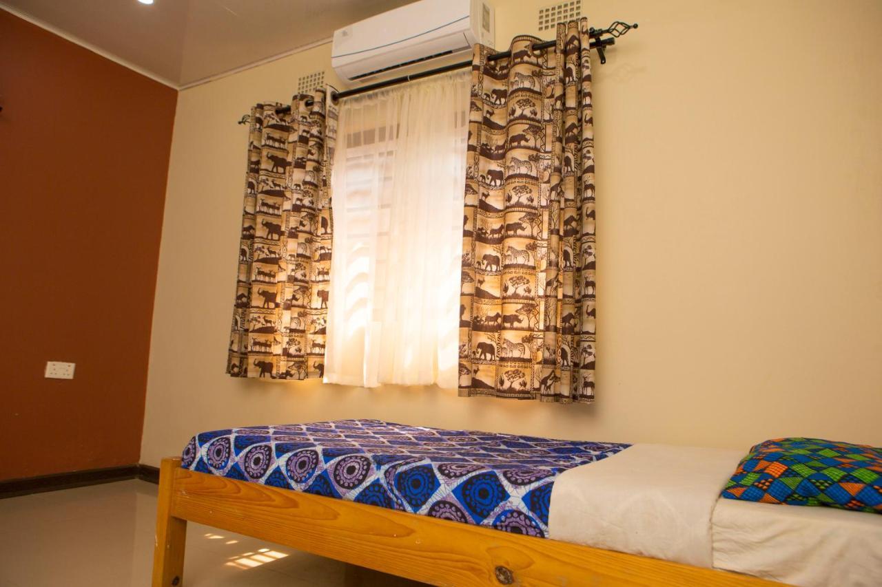 Lusaka Backpackers Hostel Екстериор снимка